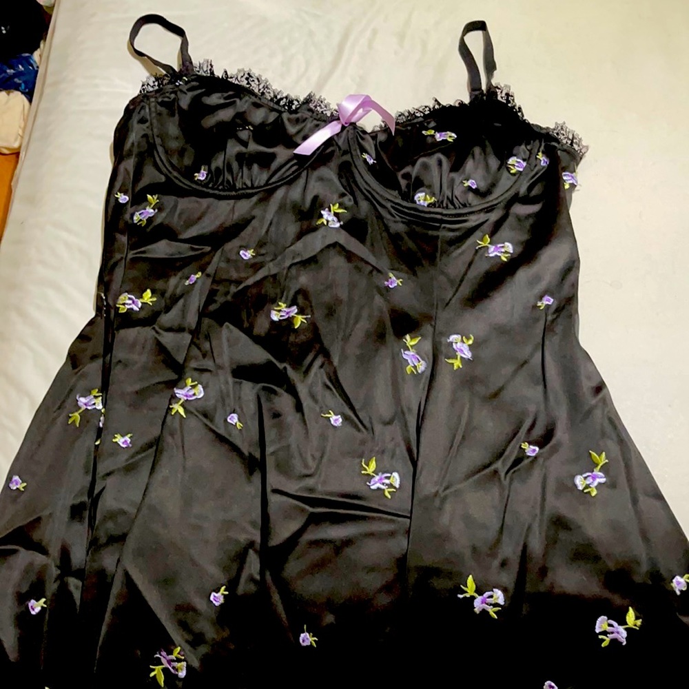 DollsKill Size 1X Floral Dress